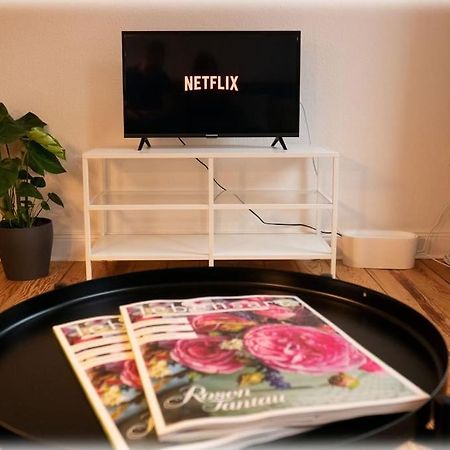 Gemuetlich - 2 Zimmer-Altbau, 24H Check-In Kiel Eksteriør bilde