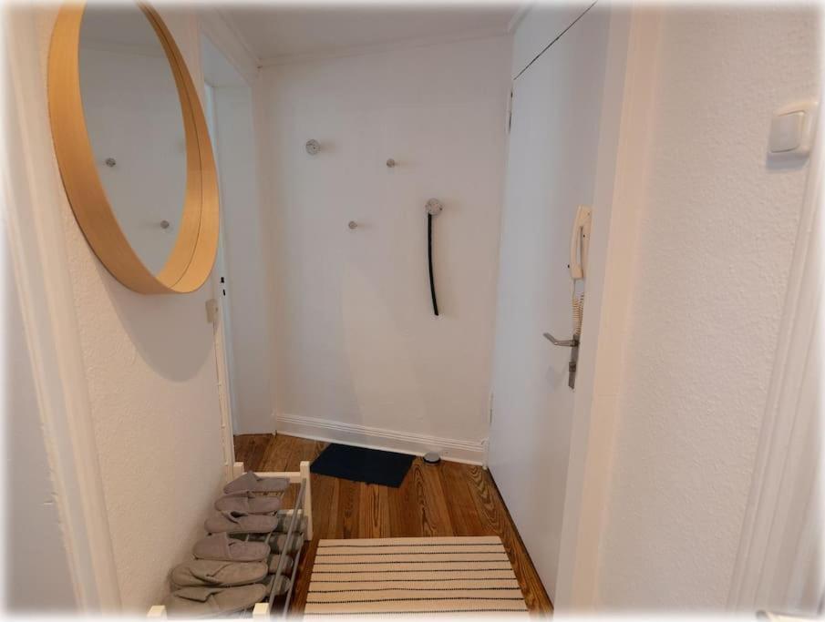 Gemuetlich - 2 Zimmer-Altbau, 24H Check-In Kiel Eksteriør bilde